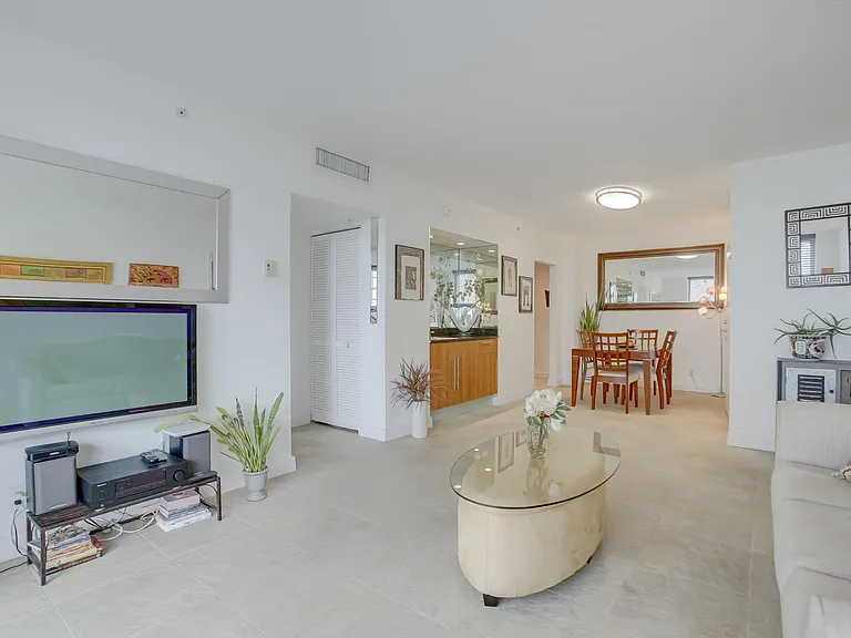 3000 S Ocean Dr #1100 — Photo 7