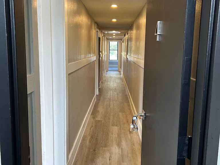 319 N Beatty St #4 — Photo 19