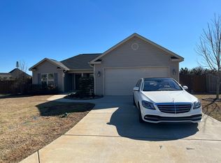 209 Winsted Ct, Perry, GA 31069