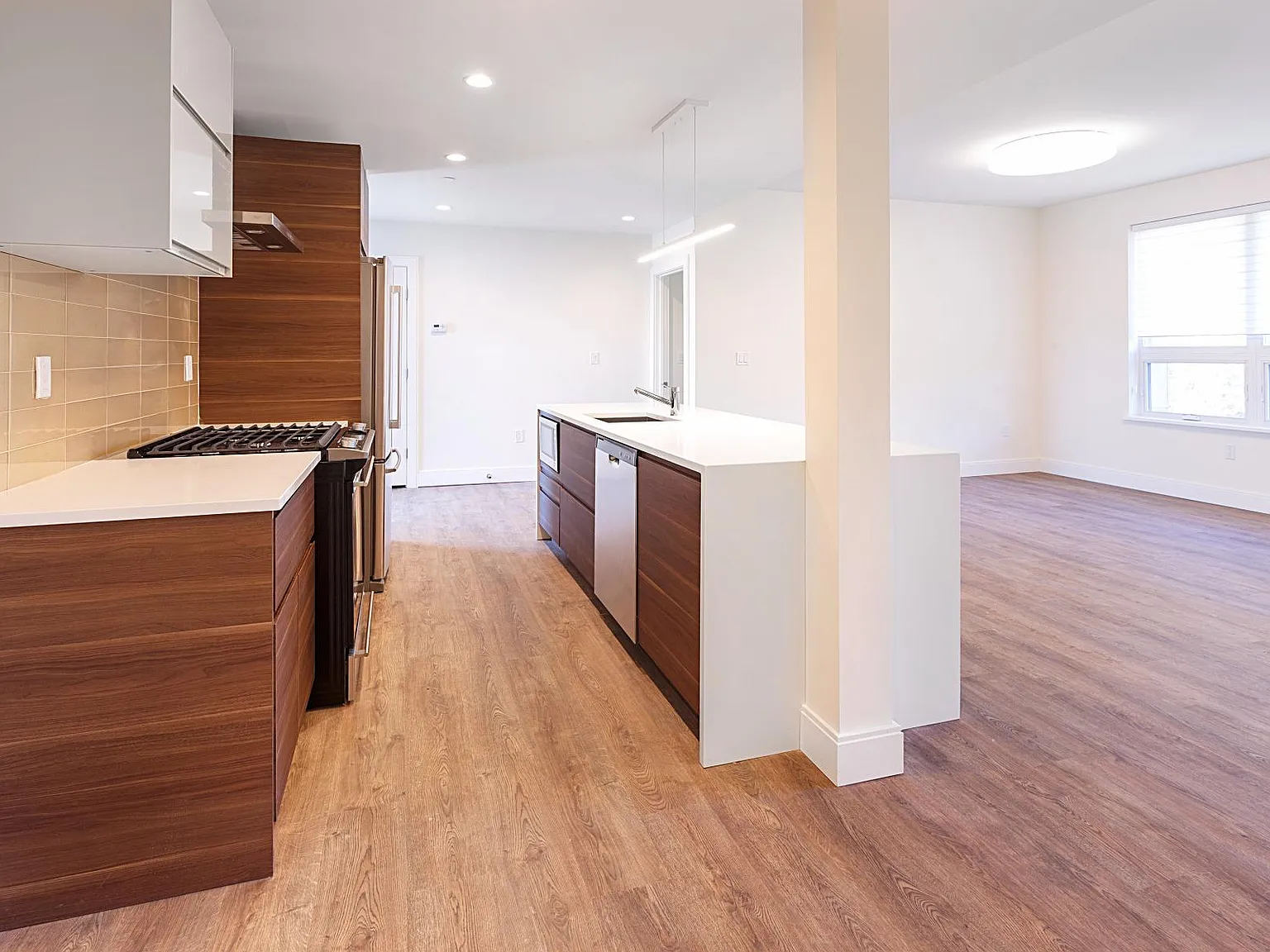 40 Fisher Ave — Photo 3