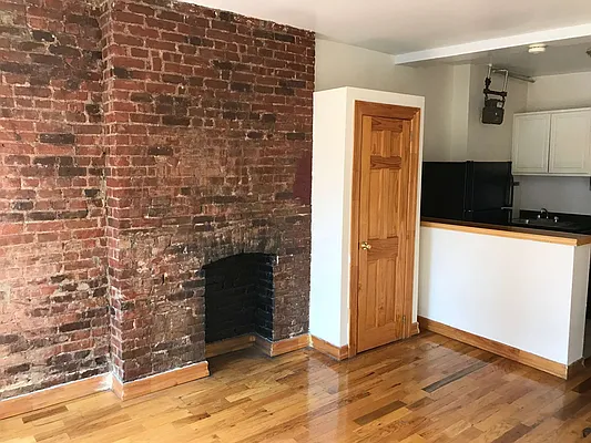 Rented by Crosstown Apartments NYC | media 3