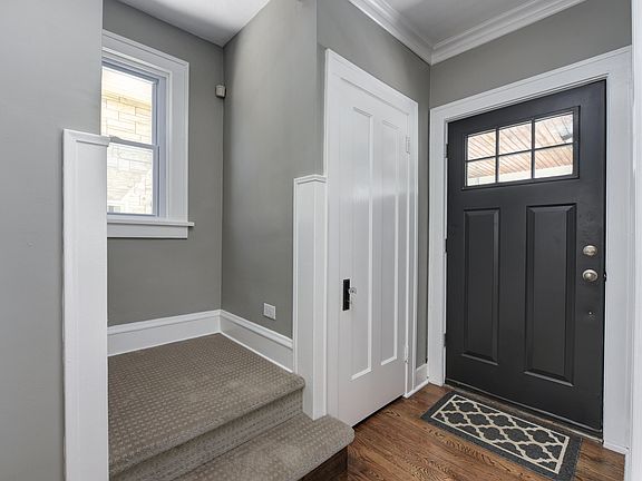 4th image of 1640 Lewis Dr