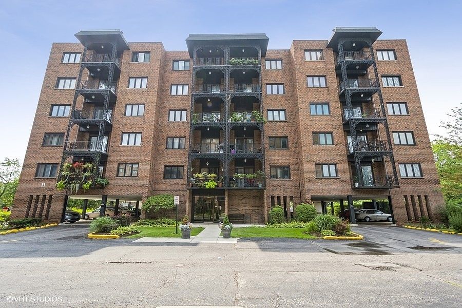 1st image of 9395 Landings Ln #404-DES