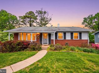 7706 Arlen St, Annandale, VA 22003
