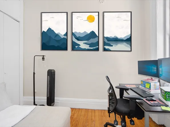 142 West 11th Street image 5 of 7