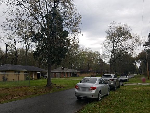 5th image of 324 Ray Weiland Dr