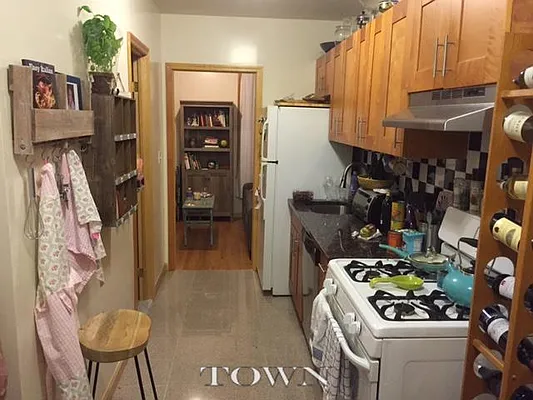 Rented by Town Residential | media 2