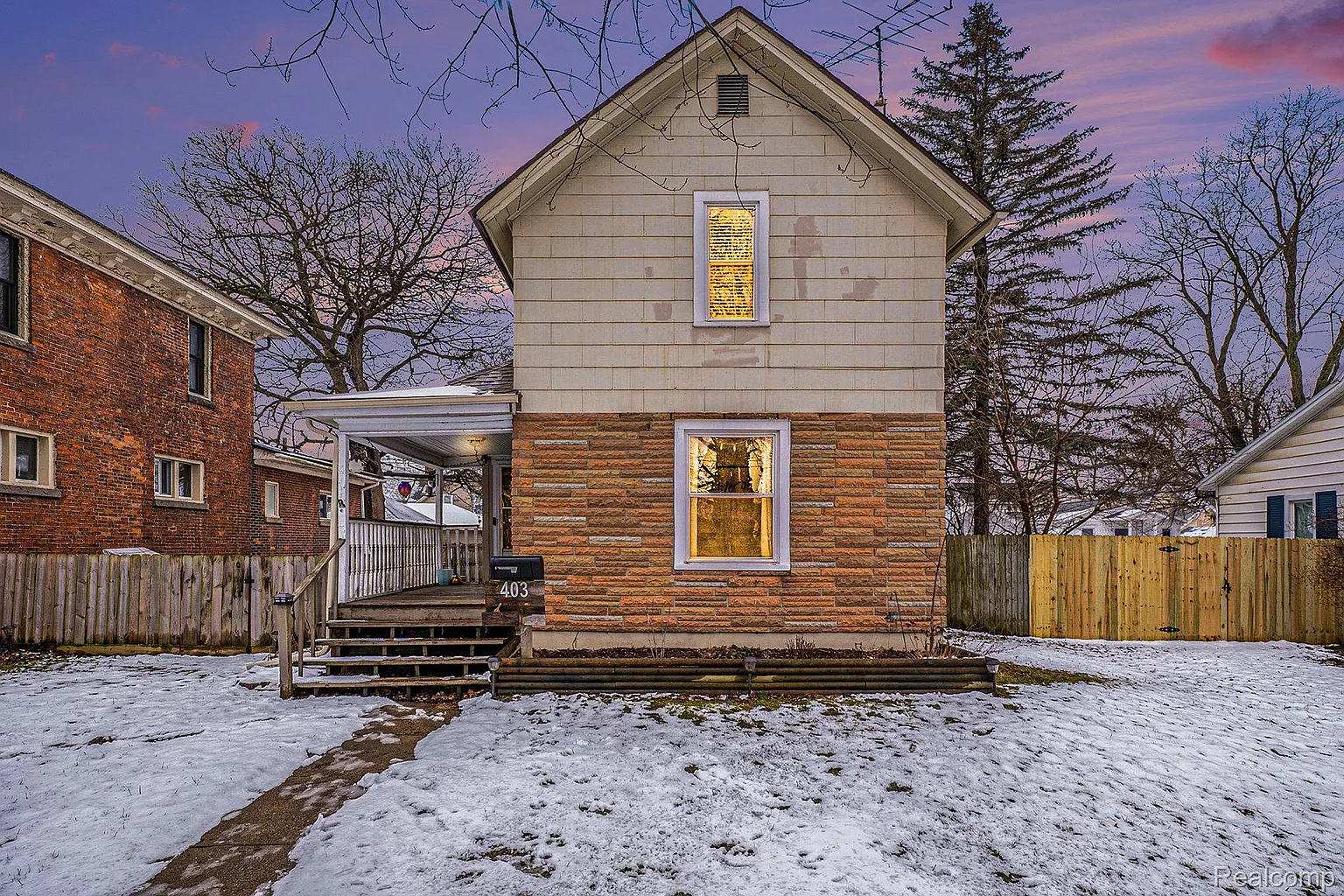 403 N Mercer St photo 1