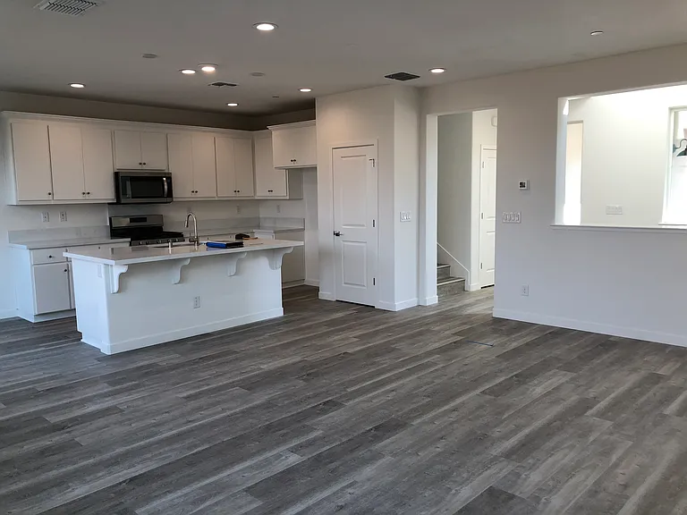 4061 Gloster Way — Photo 5