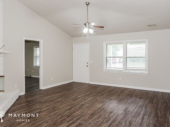 3rd image of 104 Cerrydowns Ct