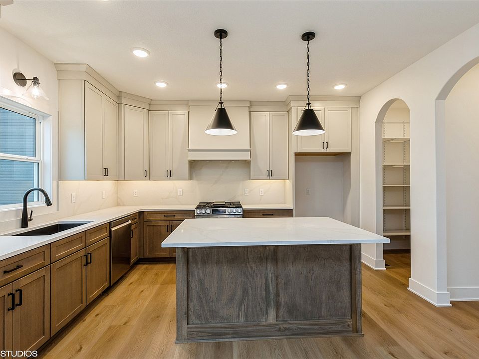 1st image of 2816 NW Cedarwood Dr