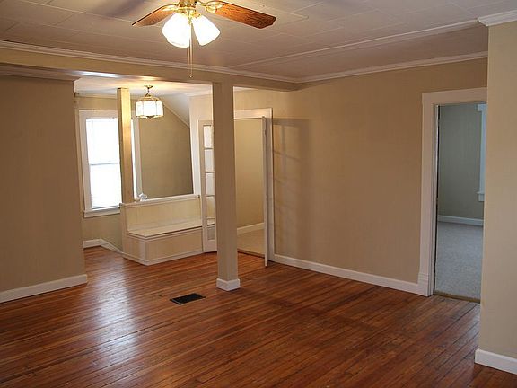2nd image of 6758 W Park Ave
