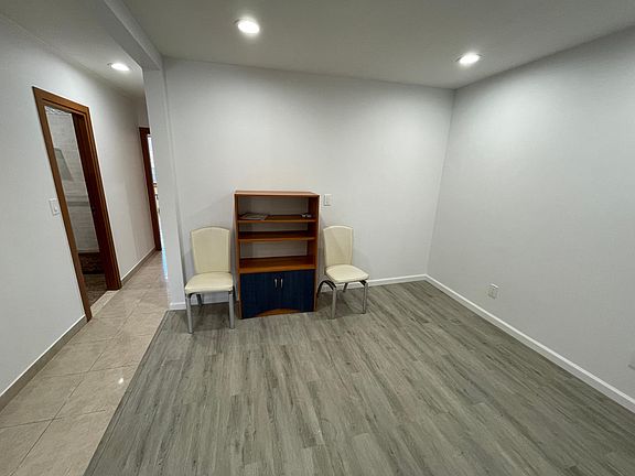 5th image of 2733 E 27th St #3