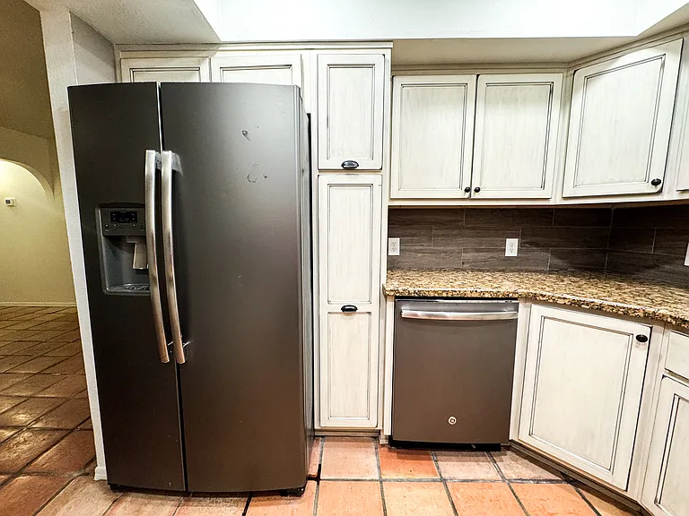 1465 E Laguna Pl #11 — Photo 8