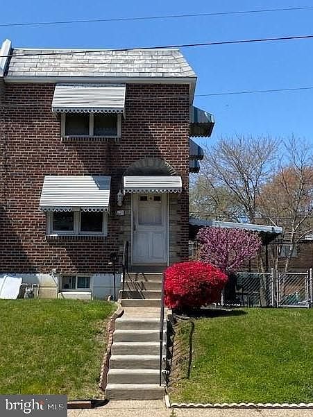 1st image of 621 Magnolia Ave