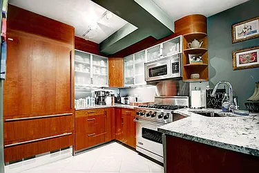 Rented by Urbane Brokerage