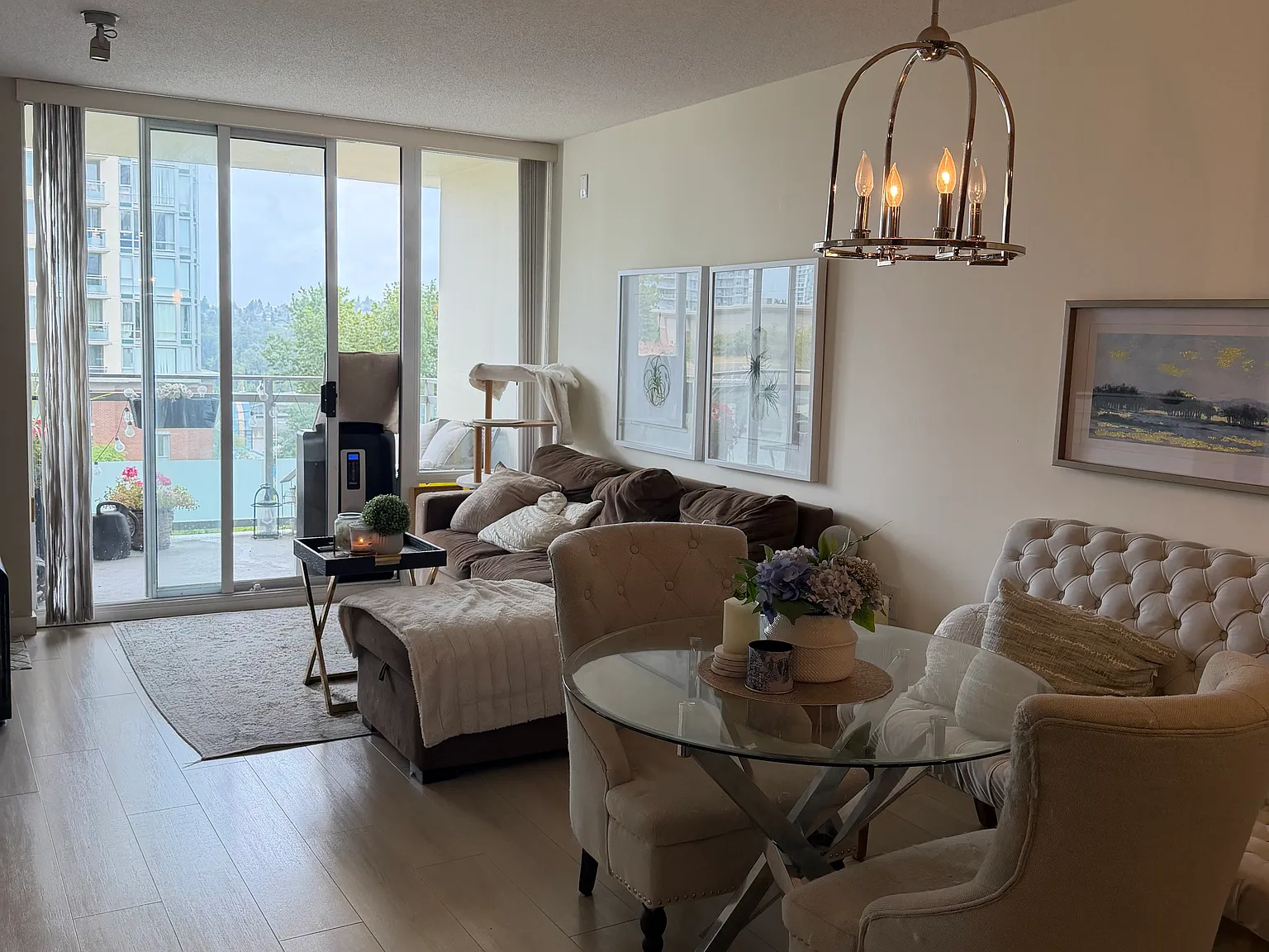 1 bed, 700 sqft, $1,999 — Photo 4