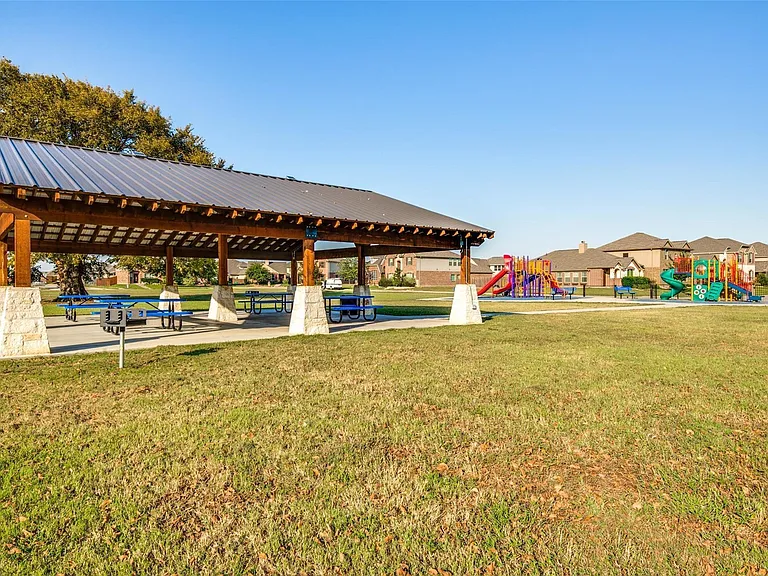 8905 Deadwood Ln — Photo 26