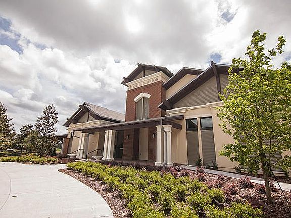3rd image of 1019 Garrison Dr