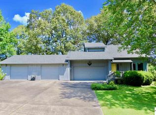 136 Rainbow Ln, Calvert City, KY 42029