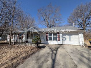 7118 E 111th Ter, Kansas City, MO 64134