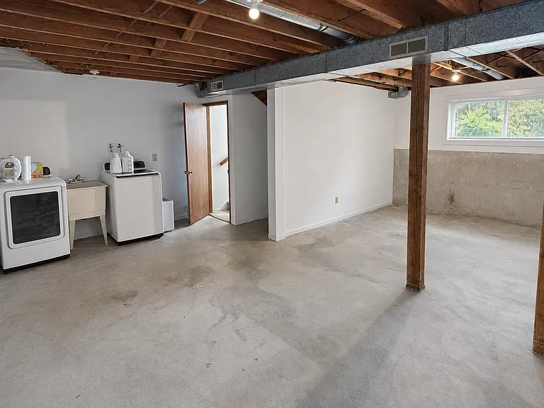 6223 Harlow Dr — Photo 22