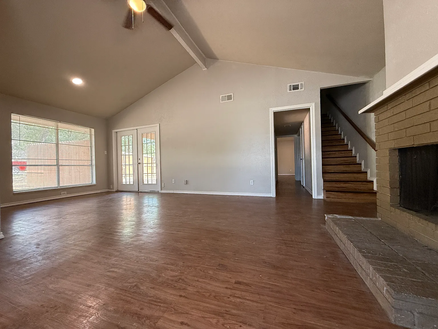 3 bed, 1329 sqft, $1,795 — Photo 2