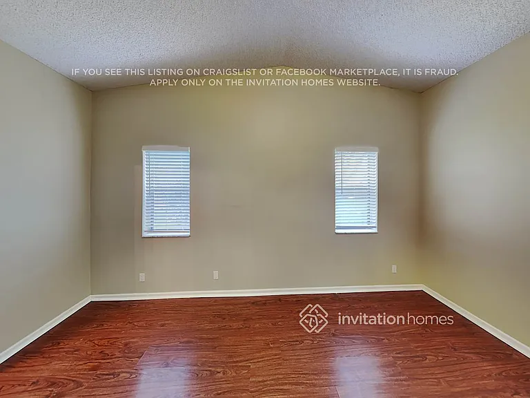 7540 NW 21st Ct — Photo 13