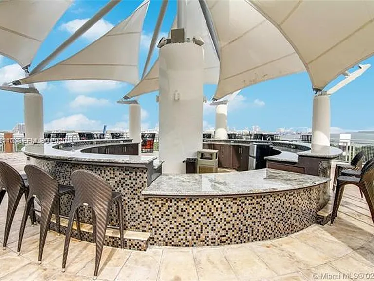 244 Biscayne Boulevard Mall #2109 — Photo 13