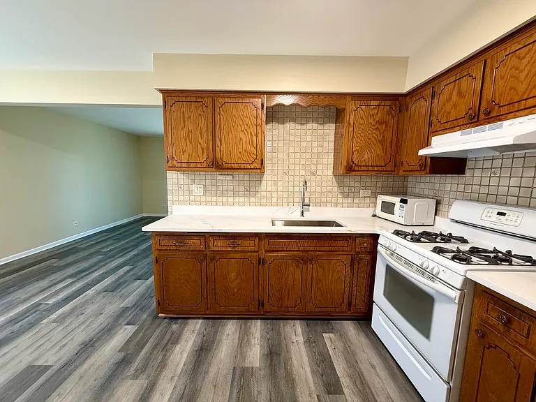 4600 Grove Ave #2N — Photo 4