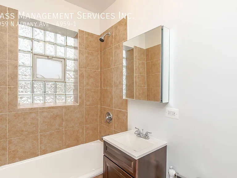 4959 N Albany Ave #1 — Photo 8