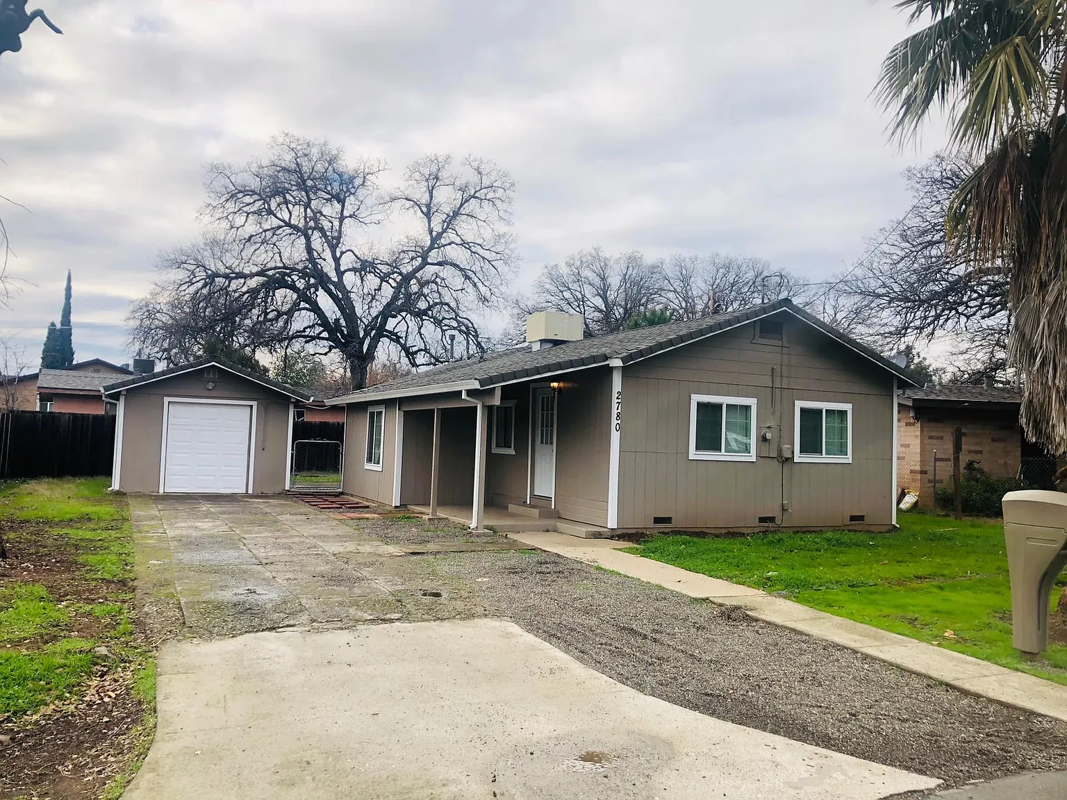 2780 Reservoir Ln photo 1