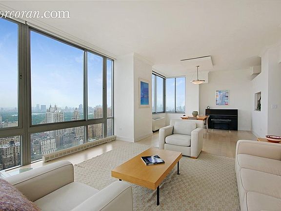 3rd image of 111 W 67th St APT 43D