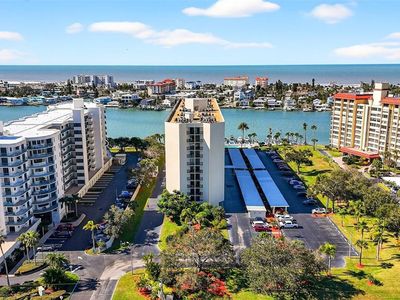 690 Island Way APT 911, Clearwater, FL, 33767