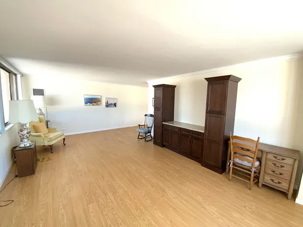 26910 Grand Central Pkwy APT 4V, Floral Park, NY 11005