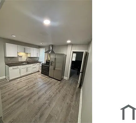 3 bed, 1080 sqft, $1,500 — Photo 2