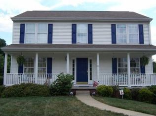 210 Blossom Ct, New Kensington, PA