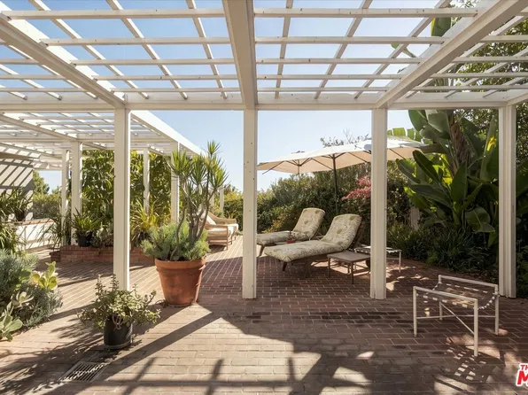 1337 Casiano Rd, Los Angeles, CA 90049