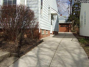 2nd image of 4745 E 90th St