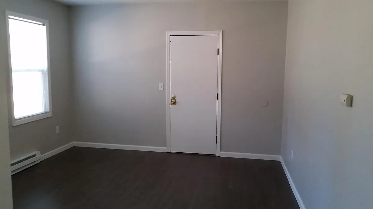 Photo 2 of 15 - 5301 N Kerby Ave #2 - Portland, OR Building Photo - 5301 N Kerby Ave #2