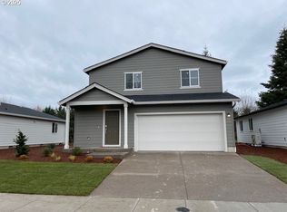 785 Pebble St, Brownsville, OR 97327