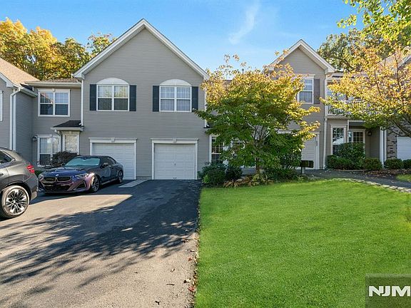 2nd image of 489 Green Mountain Road