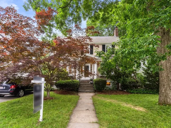 141 Common St, Watertown, MA 02472