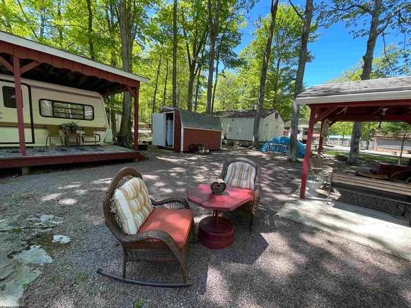 Little Beaver Rd, Bruceton Mills, WV 26525