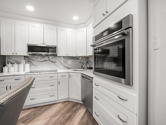5th image of 4268 Maple Path Cir