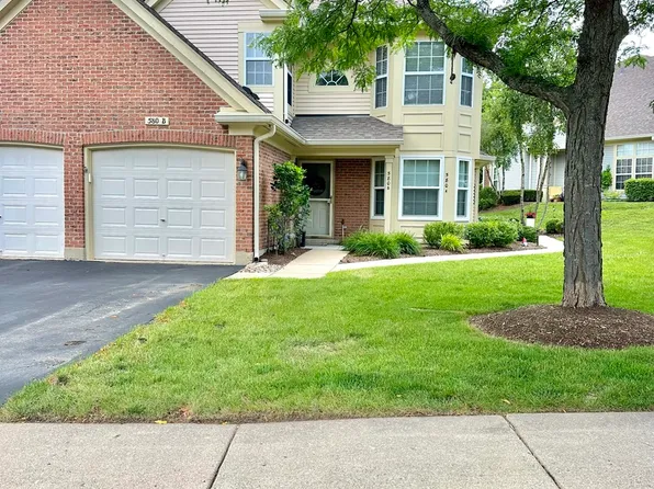 580 Portsmith Ct #B, Crystal Lake, IL 60014