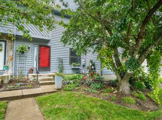 1126 Chestnut Ct, Cincinnati, OH 45245