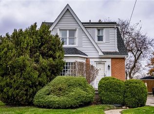 144 Brantdale Ave, Hamilton, ON L9C1B9