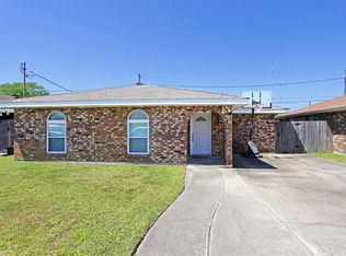 3620 Charles Dr, Chalmette, LA 70043