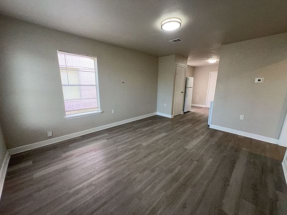 3rd image of 4402 Tampico St #4406